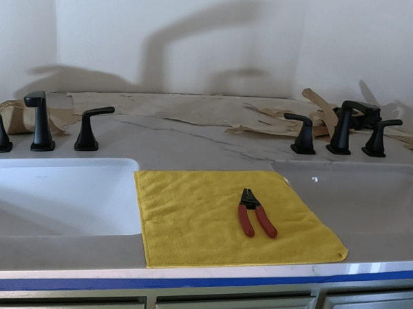 How to install a Delta 3 wide faucet and&nbsp;handles